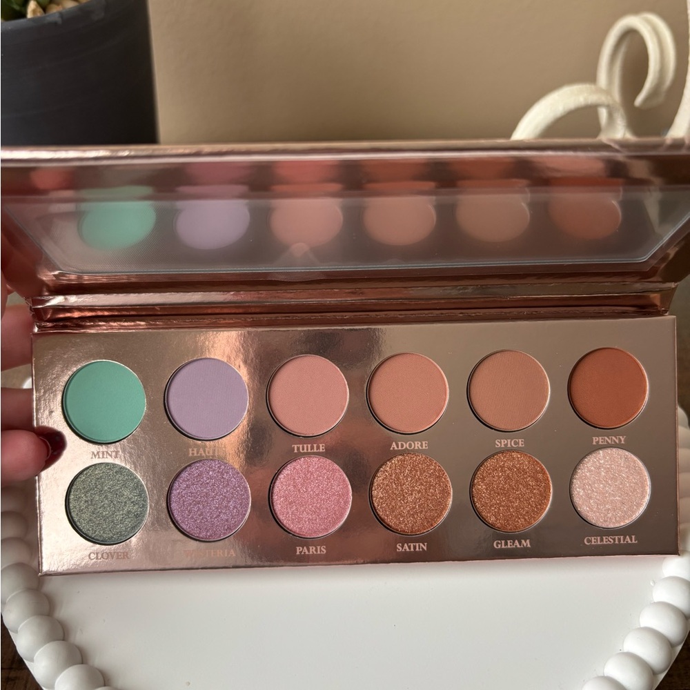 Girlactik Essential Eyeshadow Palette Vol 2
